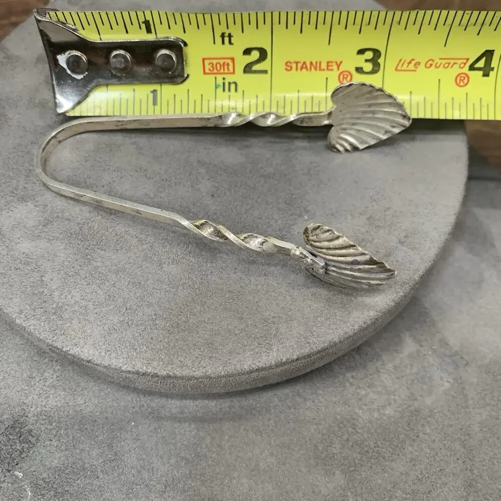 Vintage “R” Sterling Silver Heart Clam Shell Twisted Handle Sugar Cube Tongs 3”